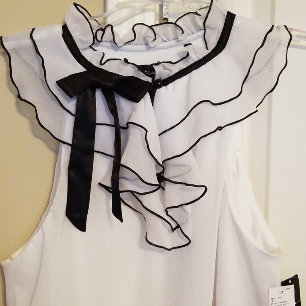 New White Ruffled top (Junior) - Picture 2 of 4